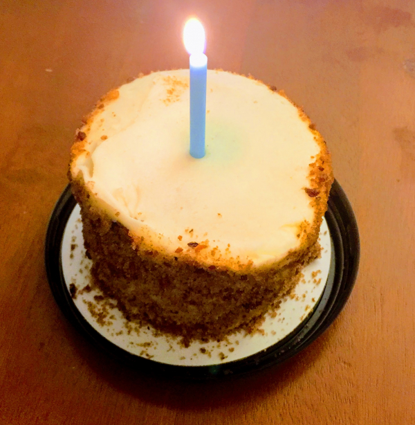 my sad and lovely carrot cake for my birthday